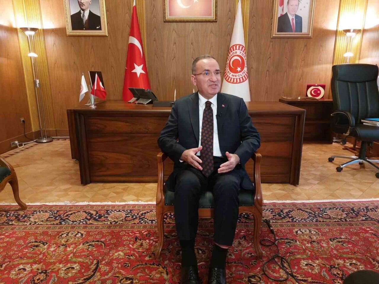 Türkiye Büyük Millet Meclisi Başkanvekili Bekir Bozdağ, FETÖ'nün 15 Temmuz