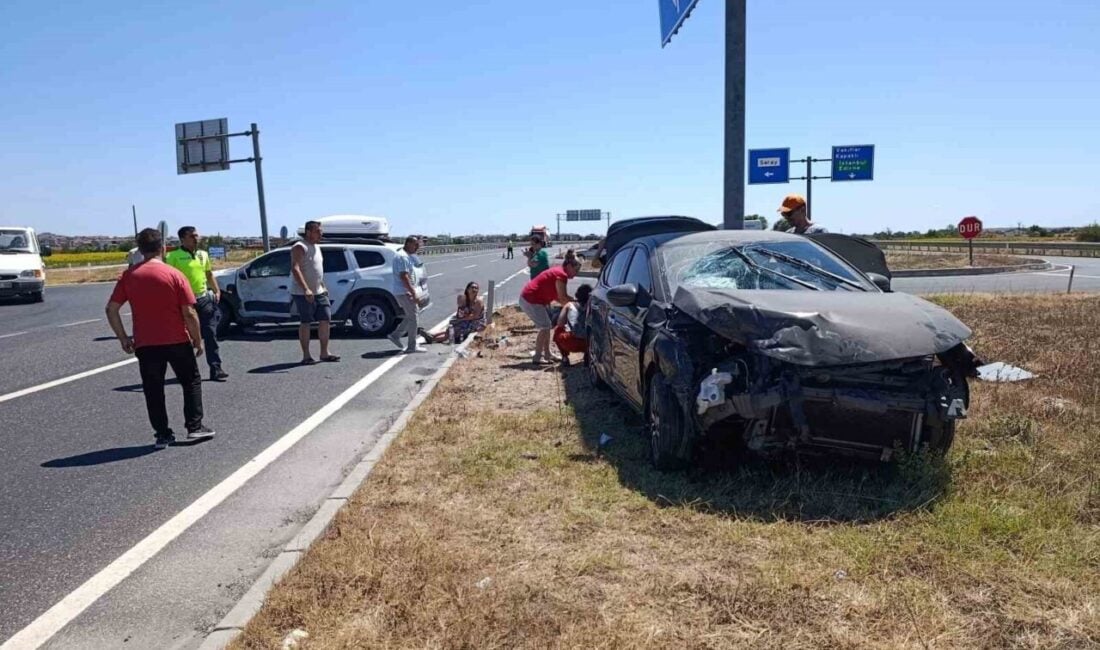 Tekirdağ'ın Saray ilçesinde çevreyolunda meydana gelen kazada, Z.S. ve B.K.