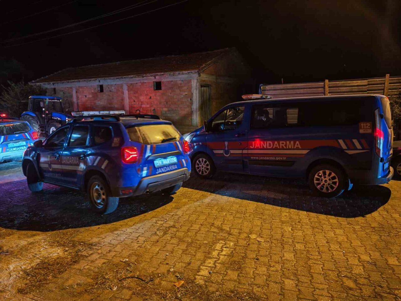 Tekirdağ'ın Malkara ilçesinde kaybolan 22 yaşındaki H.K., yoğun arama çalışmaları