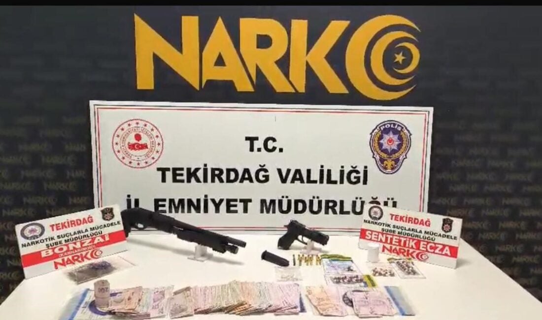 Tekirdağ'da düzenlenen eş zamanlı operasyonda, polis Aydoğdu ve Karadeniz Mahallelerinde