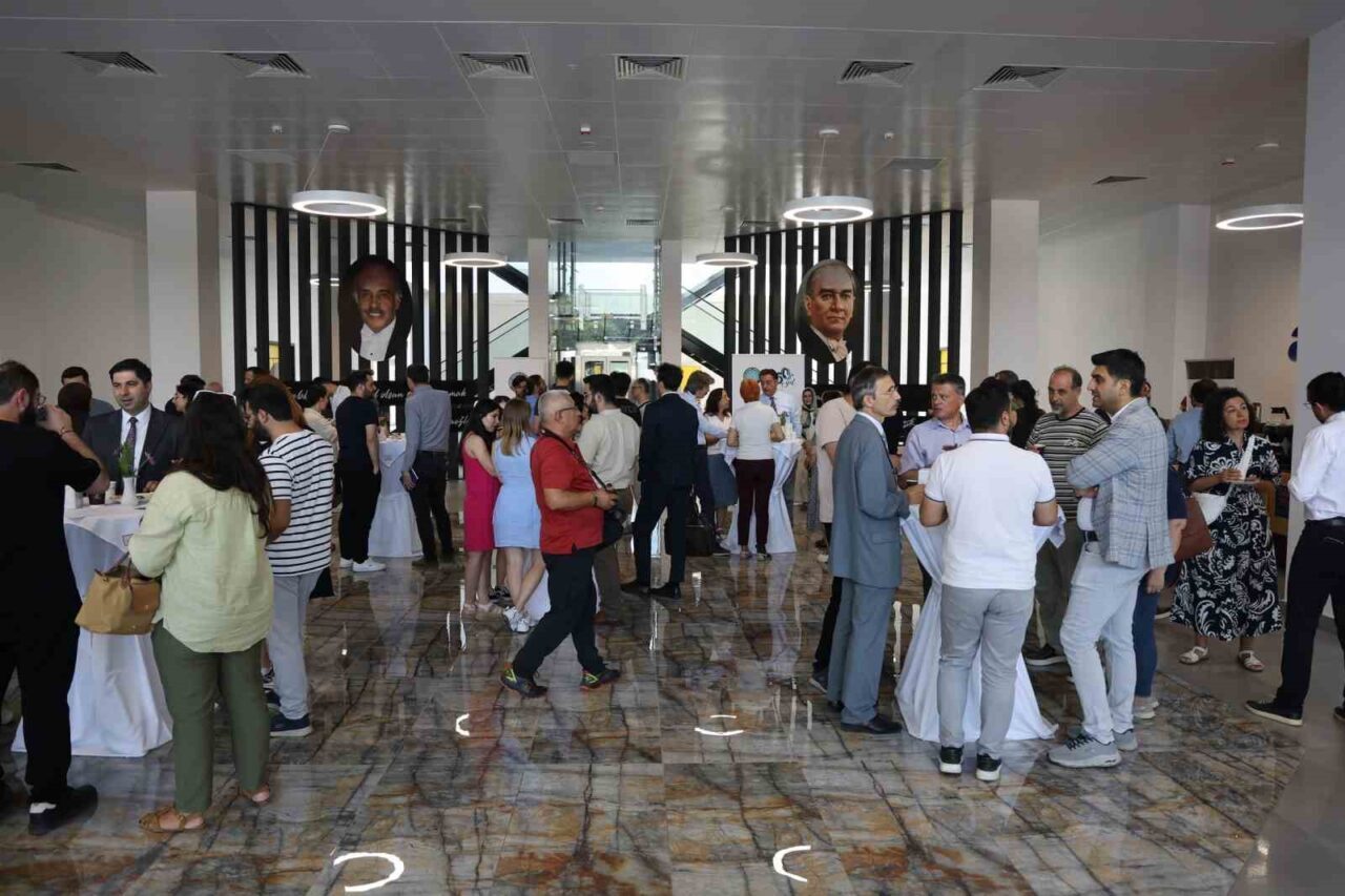 Bursa Uludağ Üniversitesi, "Uludağ Tematik Kahve Günleri" etkinliğinde "otonom sistemler"