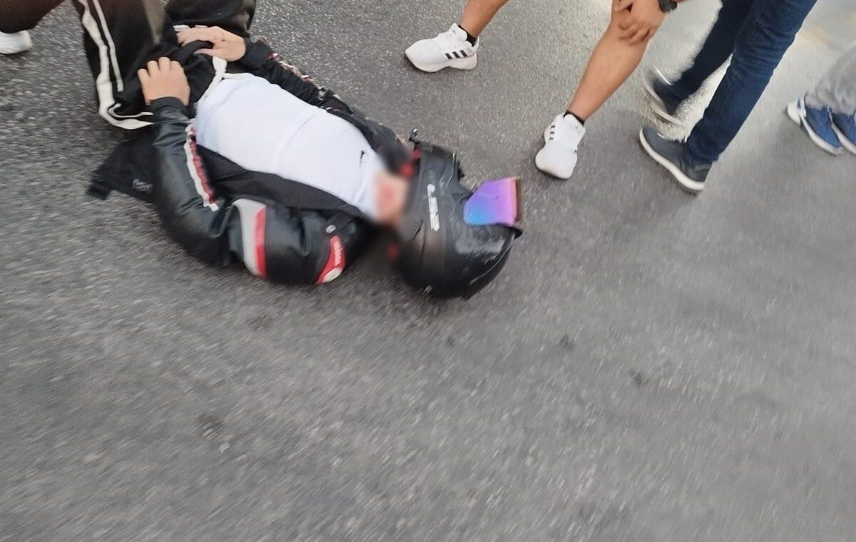 Aydın'ın Efeler ilçesinde ters yönden dönüş yapan bir ticari araç,