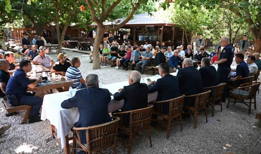 Antalya Valisi Hulusi Şahin, Olympos'ta düzenlenen Turizm Güvenlik Toplantısı'nda turizm
