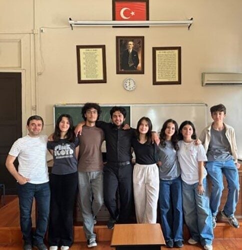 CERN tarafından düzenlenen 'Liseler için Demet Hattı (BL4S)' Yarışması'nda, Cağaloğlu