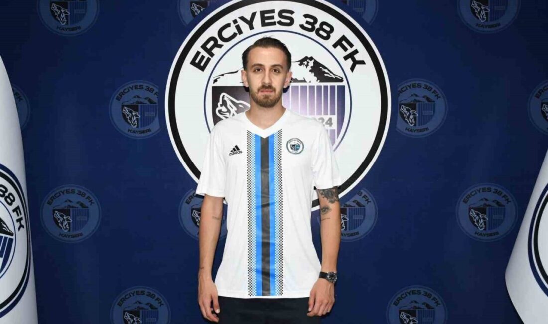 Erciyes 38 Futbol Kulübü, Bursa Nilüfer FK'da forma giyen 25