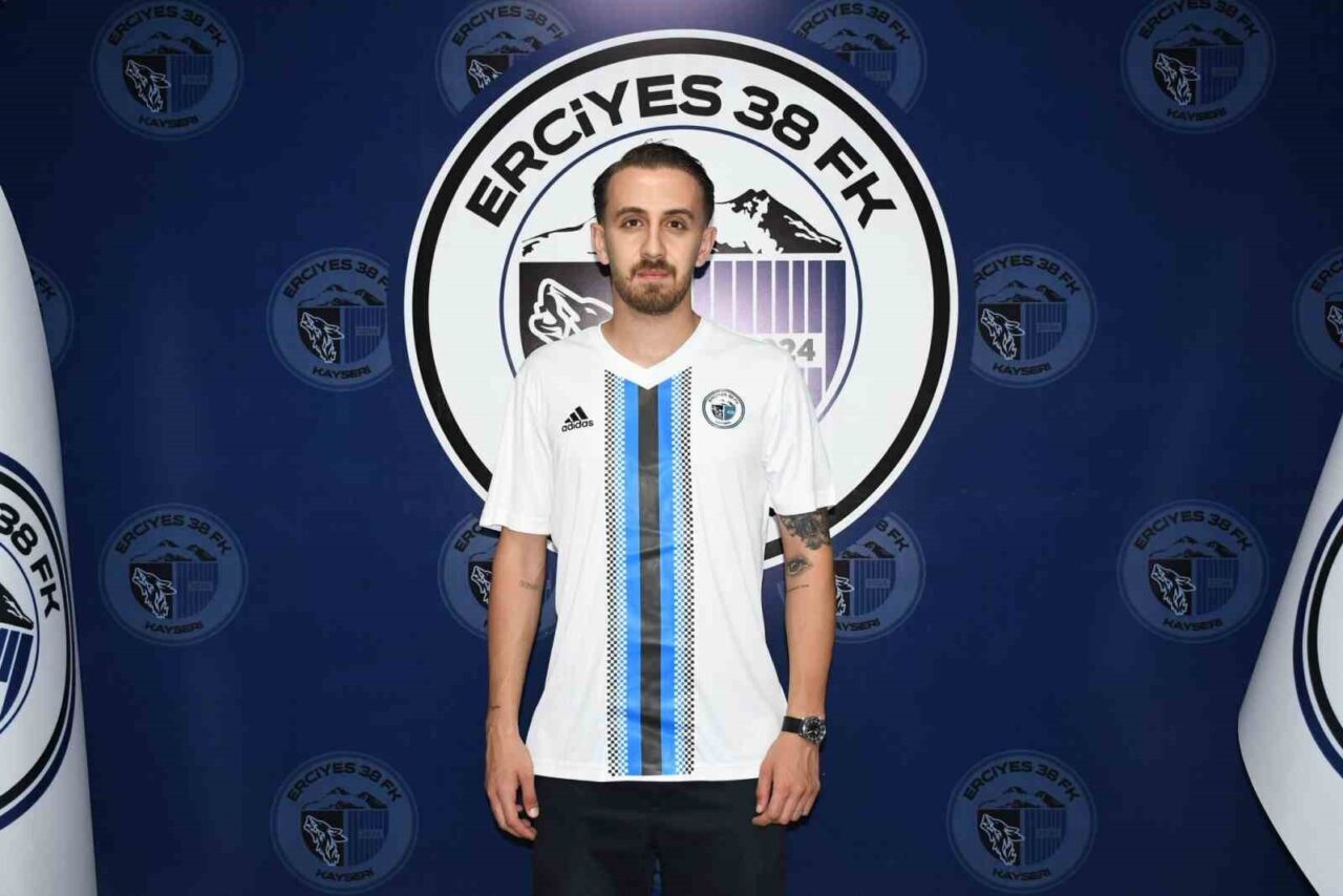 Erciyes 38 Futbol Kulübü, Bursa Nilüfer FK'da forma giyen 25