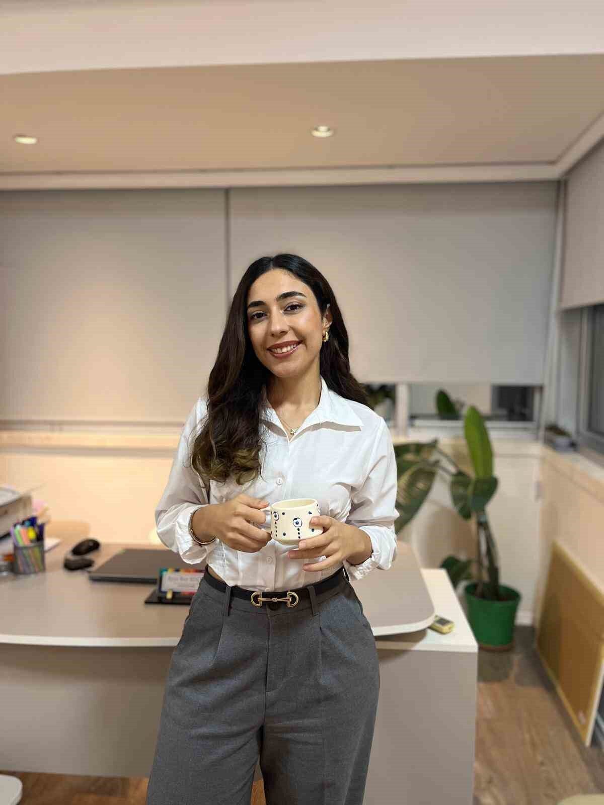 Diyetisyen Ayşenur Koçer, yaz aylarındaki sıcak havanın sağlık üzerindeki olumsuz