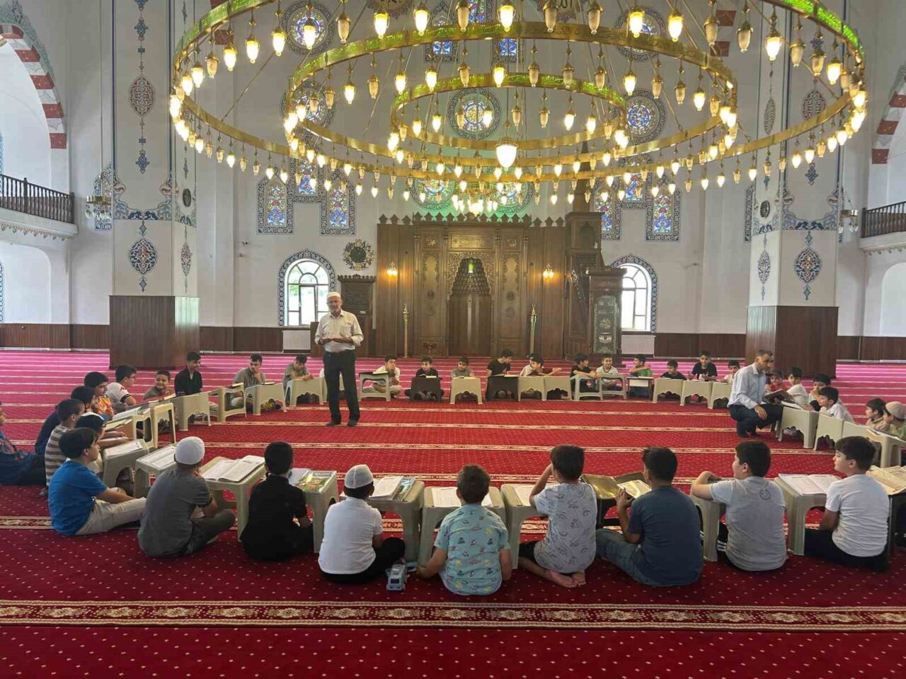 Van'da Diyanet İşleri Başkanlığı'nın düzenlediği yaz Kur'an kursları, okulların tatil