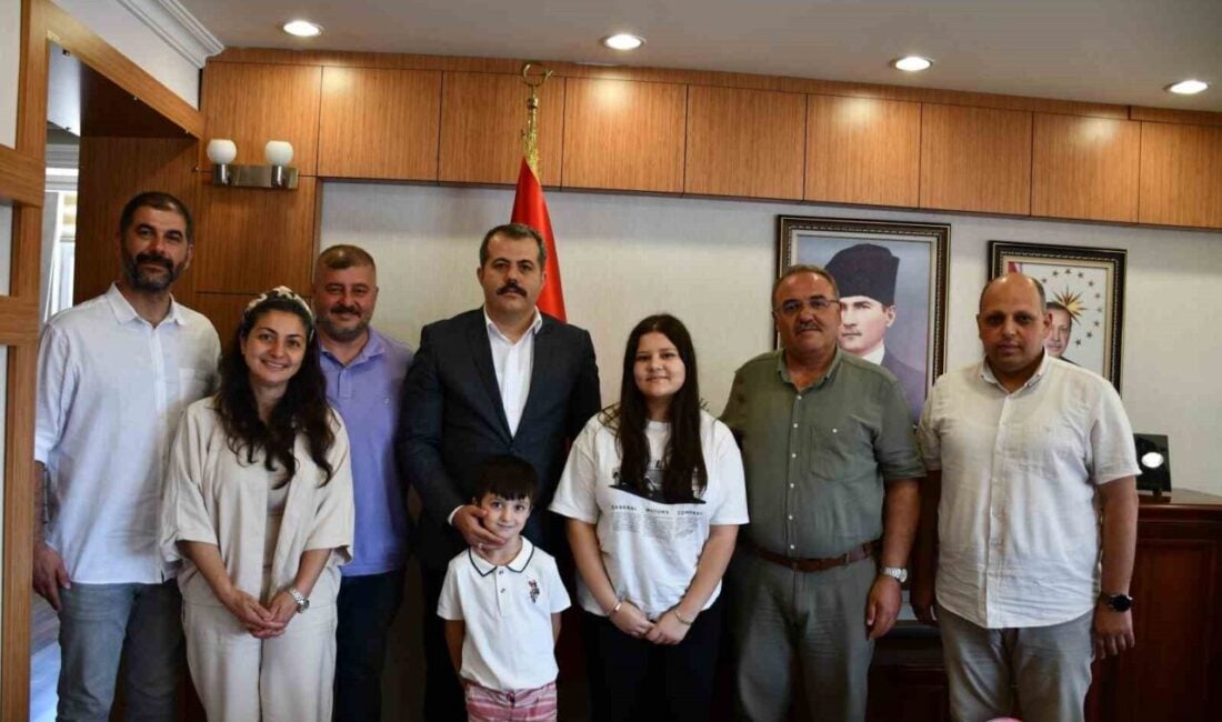 Vezirköprü Cumhuriyet Ortaokulu öğrencisi Asya Deniz Karakuş, 2025 LGS'de tam
