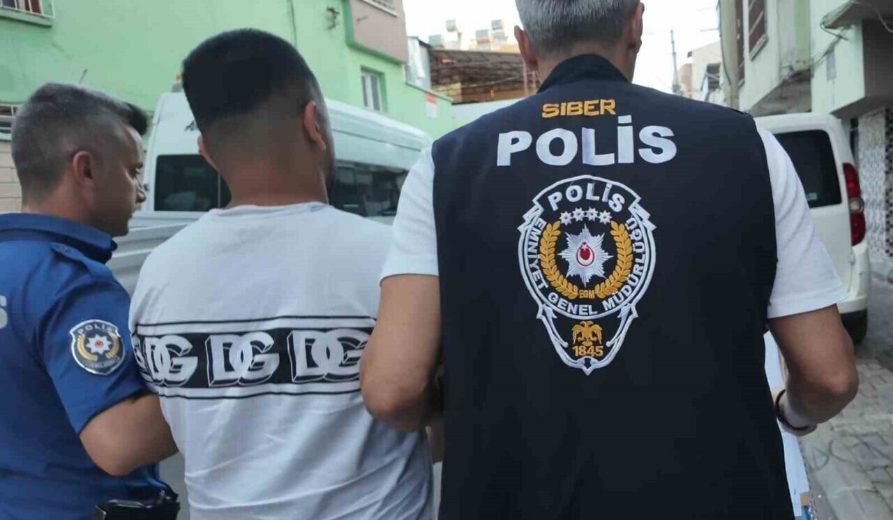 Mersin Emniyet Müdürlüğü, 11 ilde eş zamanlı yapılan operasyonlarda 33