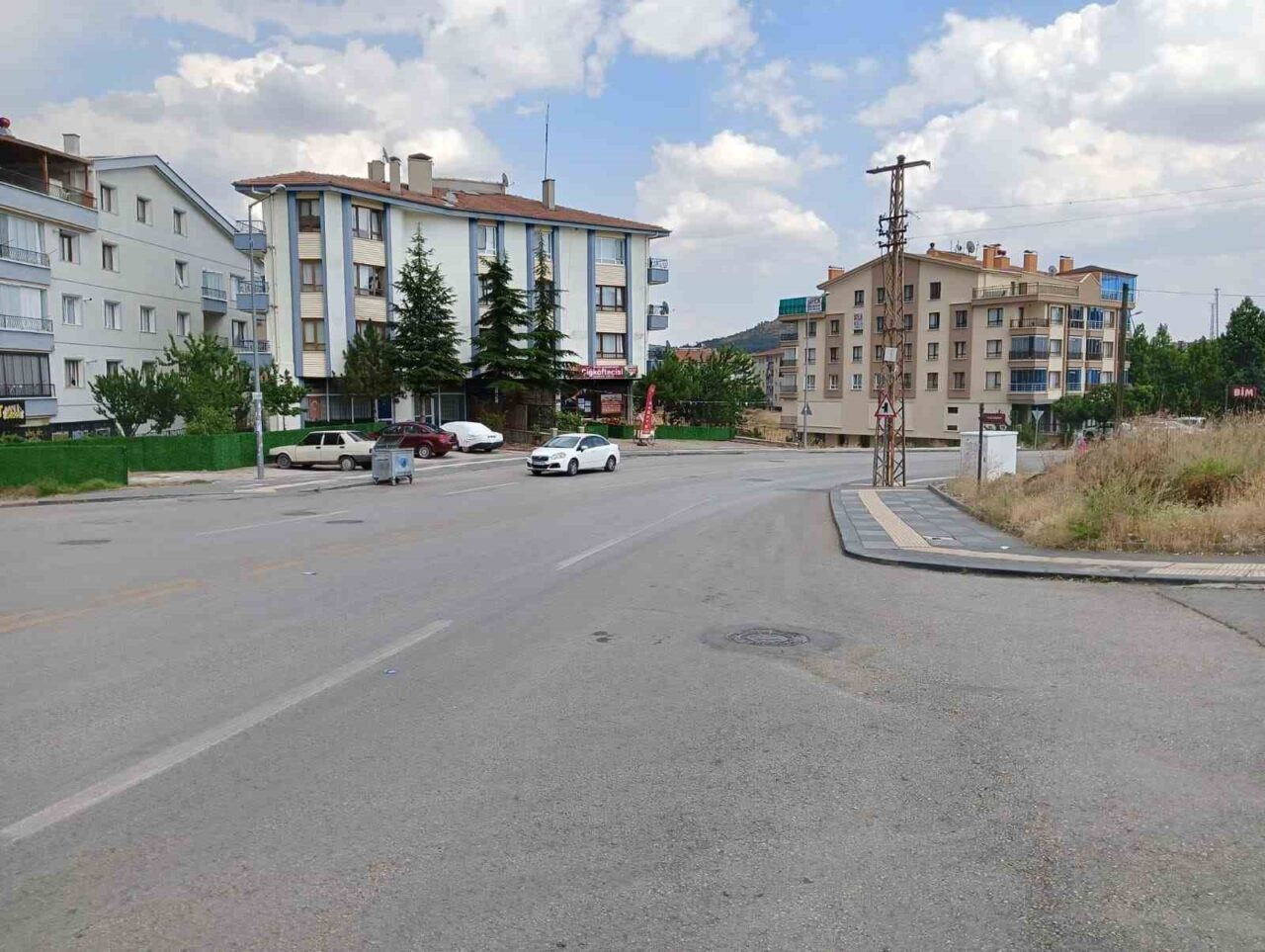 Ankara'nın Altındağ ilçesinde drift atan bir aracın altında kalmaktan son