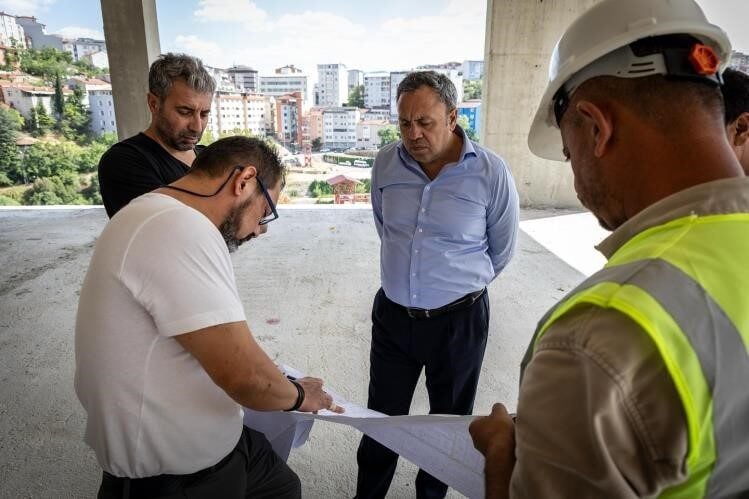 Bilecik İl Emniyet Müdürü Hakan Yılmaz, yeni hizmet binasının şantiyesini