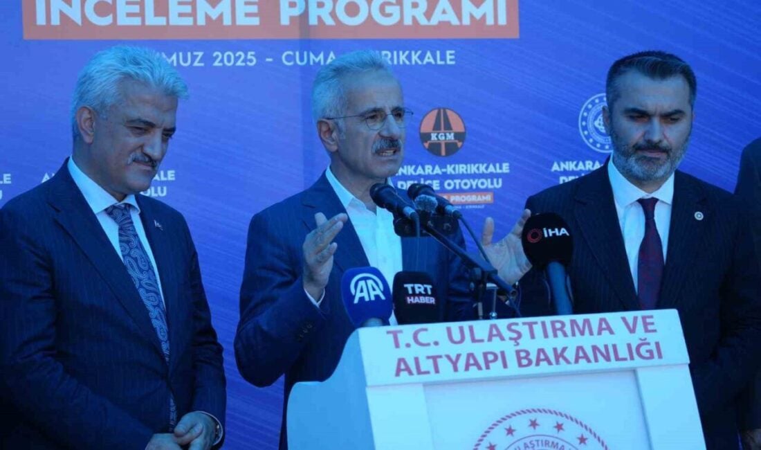 Ulaştırma ve Altyapı Bakanı Abdulkadir Uraloğlu, Ankara-Kırıkkale-Delice Otoyolu’nda inceleme yaptı.