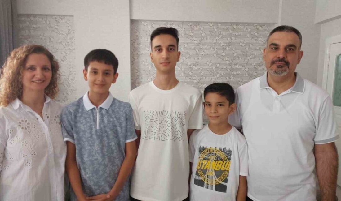 Gaziantep Nizip Fen Lisesi öğrencisi Ahmet Eren Özyurtseven, ÖSYM'nin açıkladığı