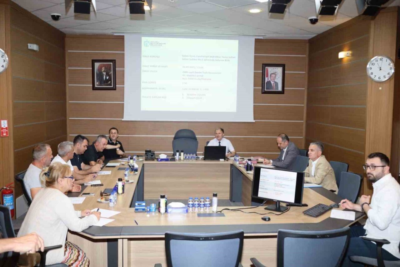 Kocaeli Büyükşehir Belediyesi, işleyişteki ihlaller nedeniyle 128 şoföre toplam 337