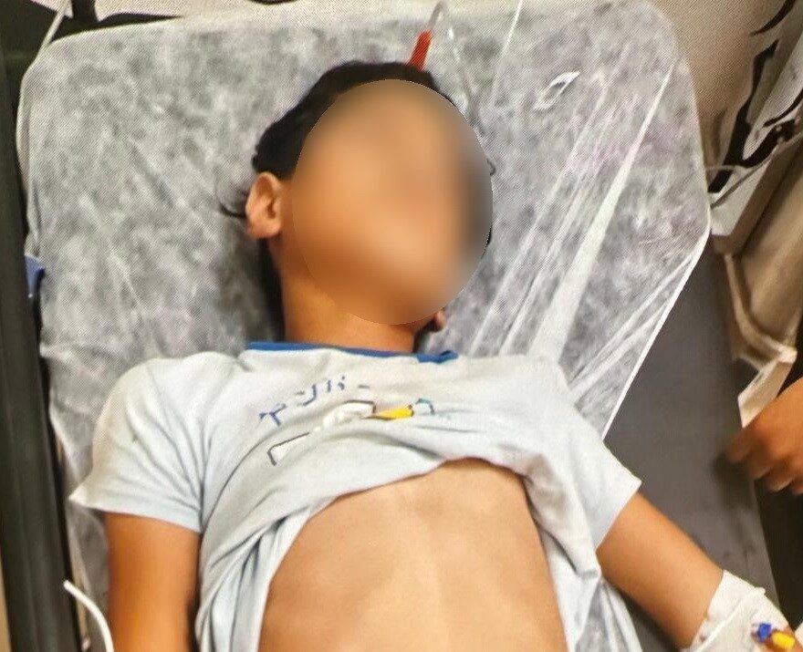 Adıyaman'da yol kenarında baygın halde bulunan 15 yaşlarındaki kimliği belirsiz