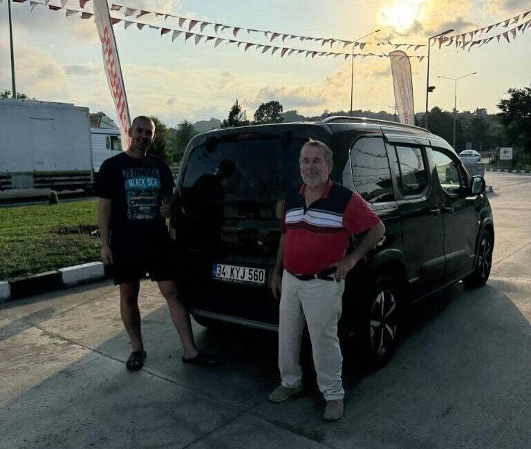 Polonya'dan başlayan Zlombol Rallisi'nin son durağı Giresun'da, Abdullah Yılmaz, araç