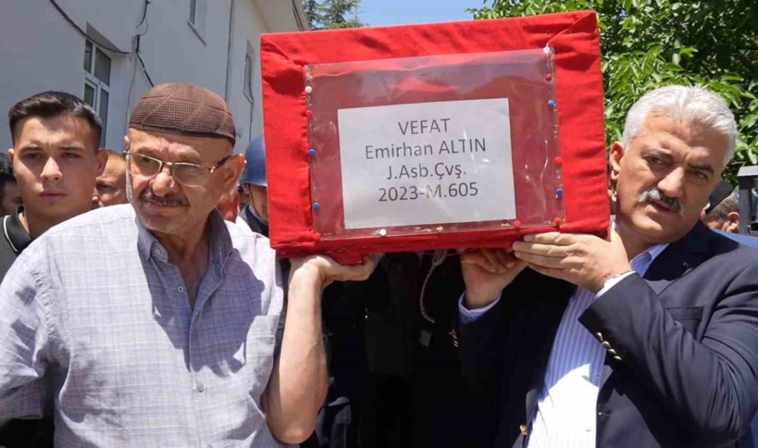 İstanbul'da trafik kazasında hayatını kaybeden 24 yaşındaki Jandarma Astsubay Çavuş