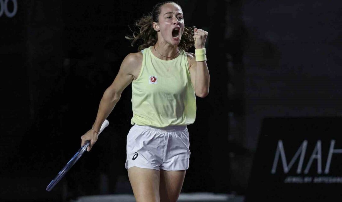 Milli tenisçi Zeynep Sönmez, Wimbledon'da Rumen rakibi Jaqueline Cristian'ı 2-0