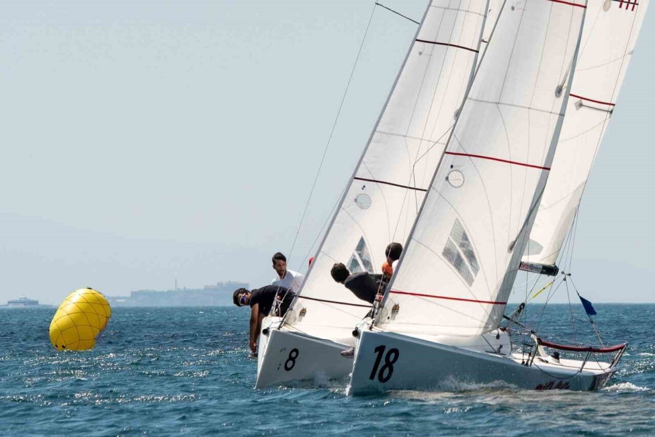 13. TAYK-Eker Olympos Regatta'da, J70 Match Race yarışı oldukça çekişmeli
