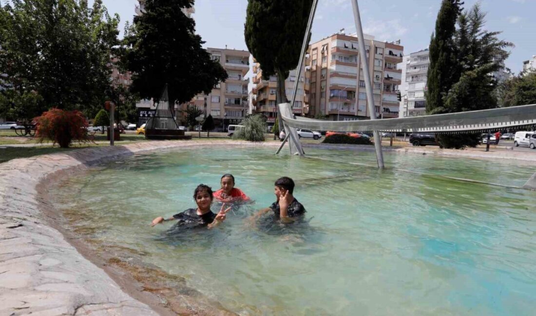 Antalya'da sıcaklık 39 derece ölçülürken hissedilen 44 dereceye ulaştı. Düşük
