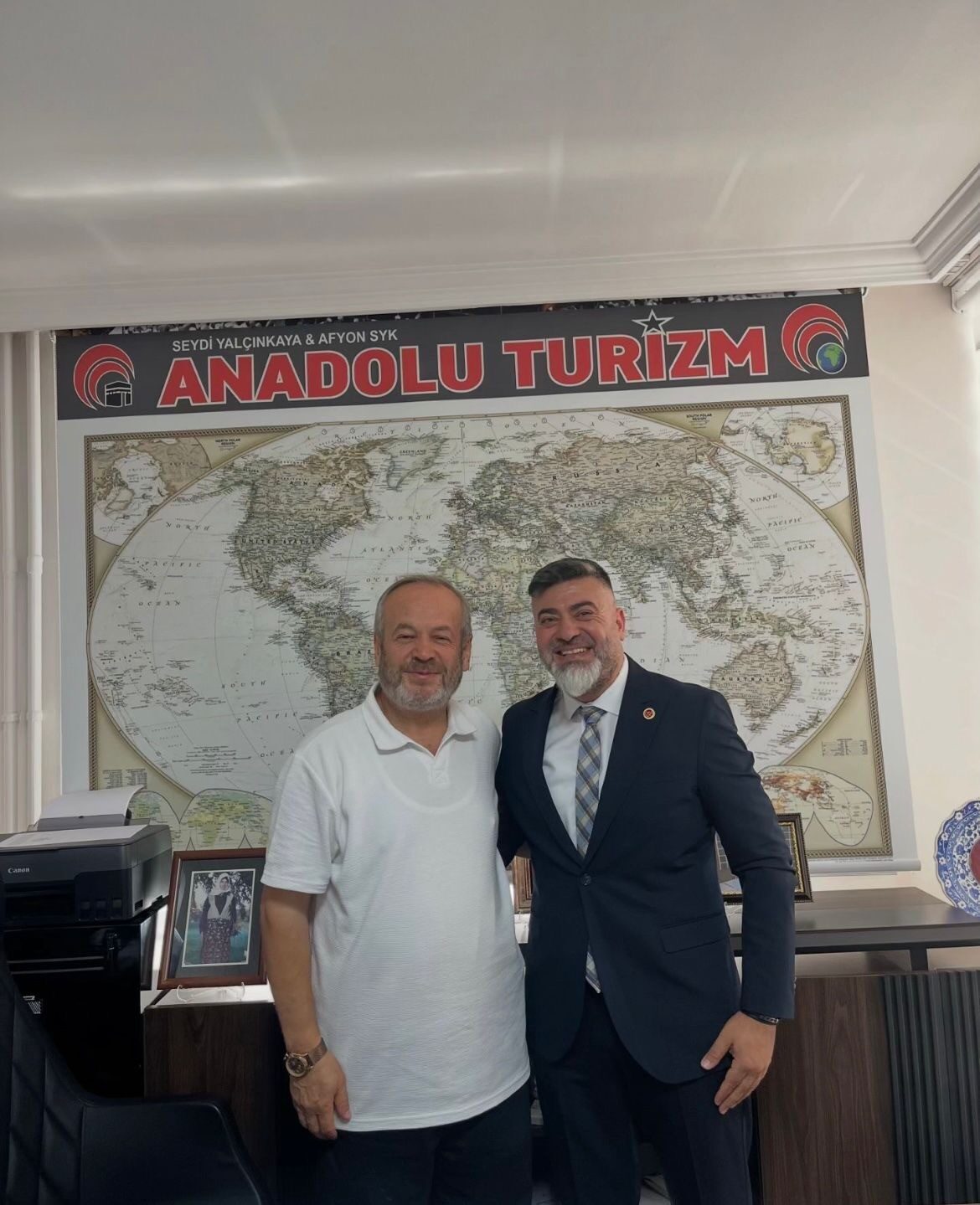 Afyonkarahisar Muhtarlar Derneği, üyeleri için Anadolu Hac ve Umre Turizm