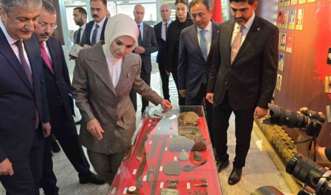 Aile ve Sosyal Hizmetler Bakanı Mahinur Özdemir Göktaş, Balıkesir'deki deprem
