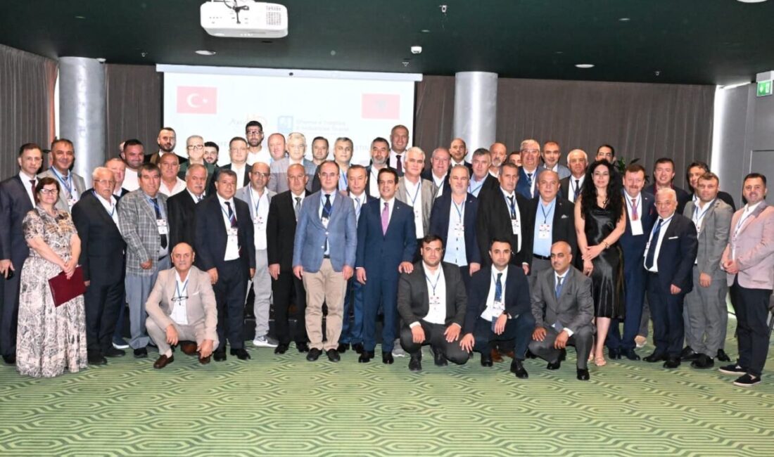 Antalya Ticaret Borsası heyeti, Arnavutluk'un Tiran kentinde ticaret ilişkilerini geliştirmek