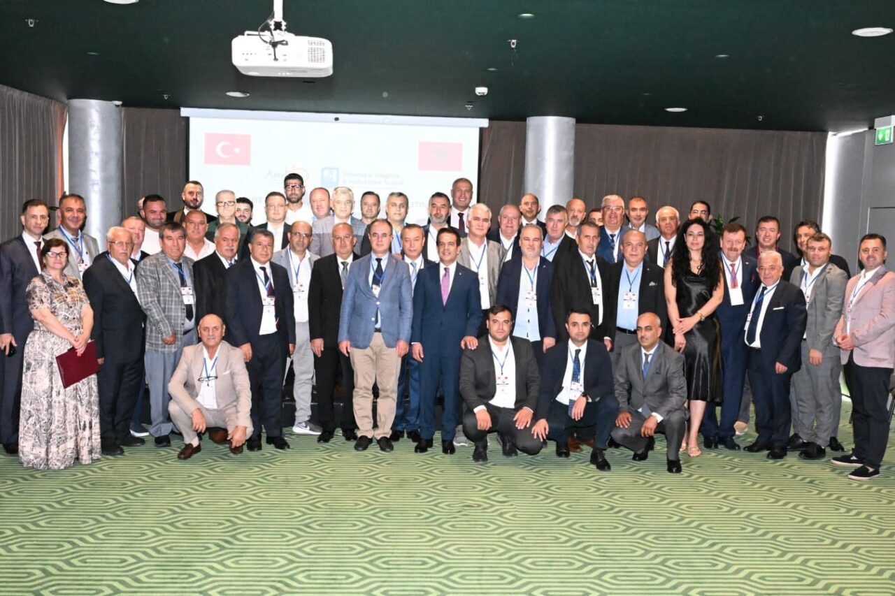 Antalya Ticaret Borsası heyeti, Arnavutluk'un Tiran kentinde ticaret ilişkilerini geliştirmek