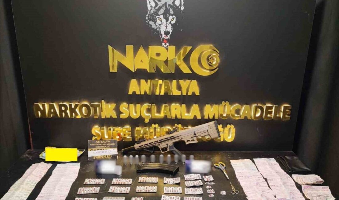 Antalya'da son bir haftada Narkotik Suçlarla Mücadele Şube Müdürlüğü, 35