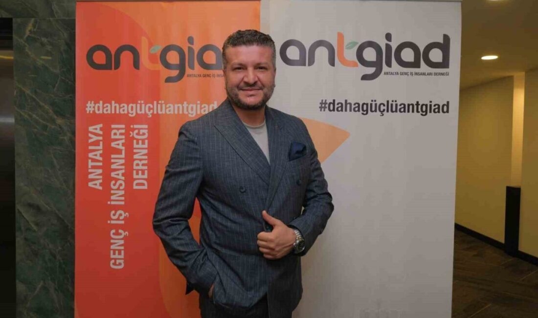 Antalya Genç İş İnsanları Derneği (ANTGİAD), 35. yılını kutlarken, Başkan