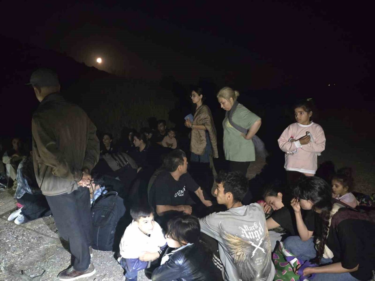 Çanakkale'nin Ayvacık ilçesinde, Sahil Güvenlik ve KOM timleri tarafından düzenlenen