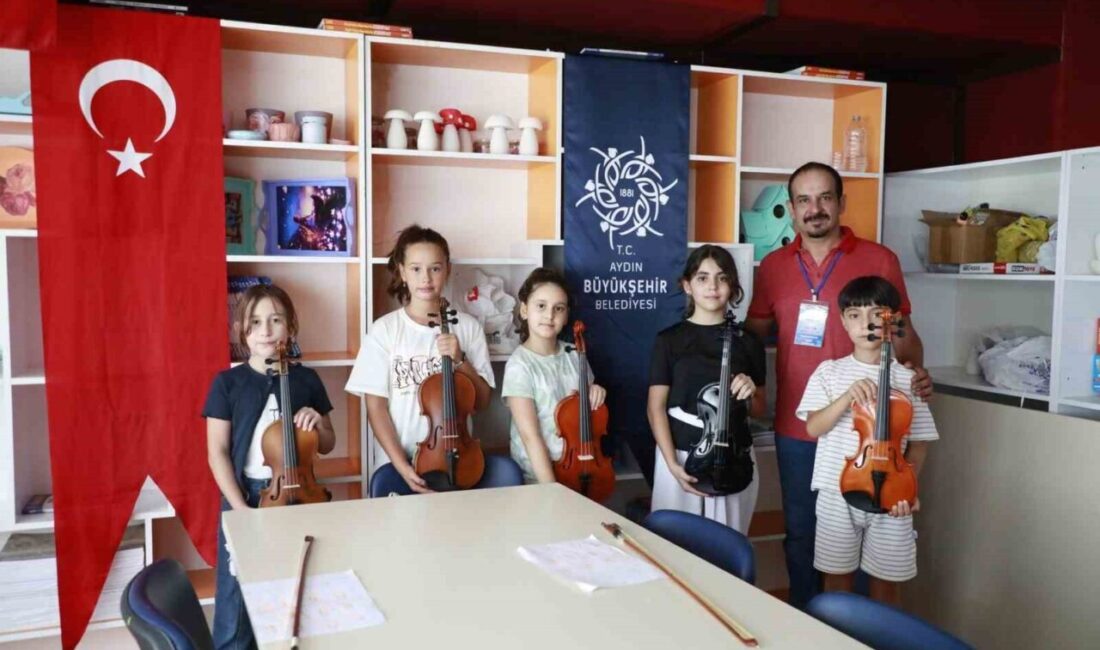 Aydın Büyükşehir Belediyesi'nin yaz kursları çerçevesinde sunulan ücretsiz keman eğitimleri,