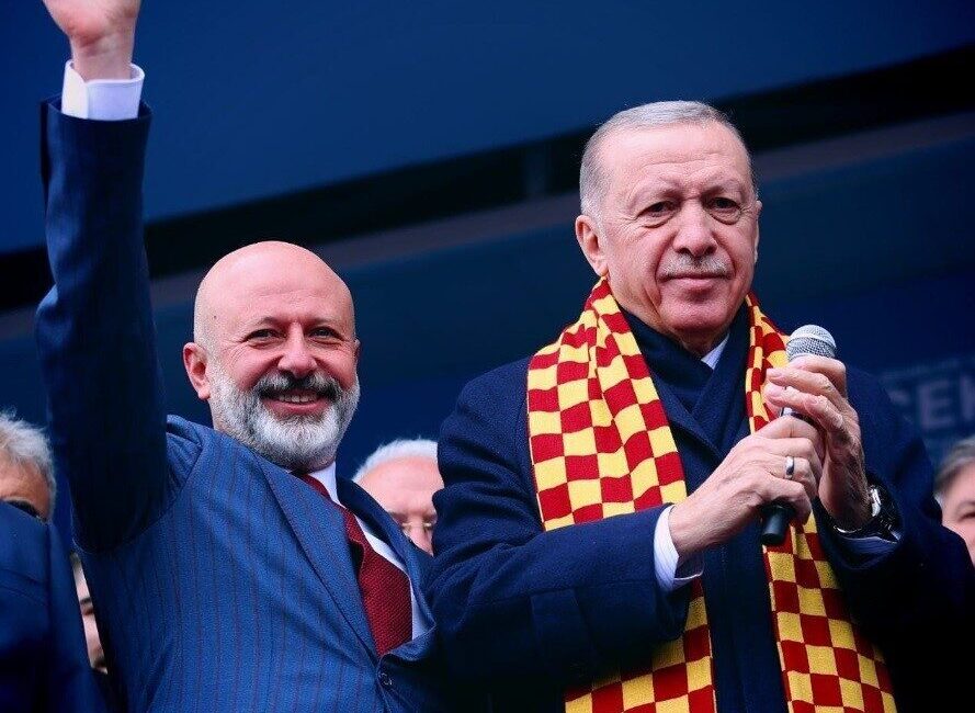 Kocasinan Belediye Başkanı Ahmet Çolakbayrakdar, AK Parti'nin 24. kuruluş yıldönümü