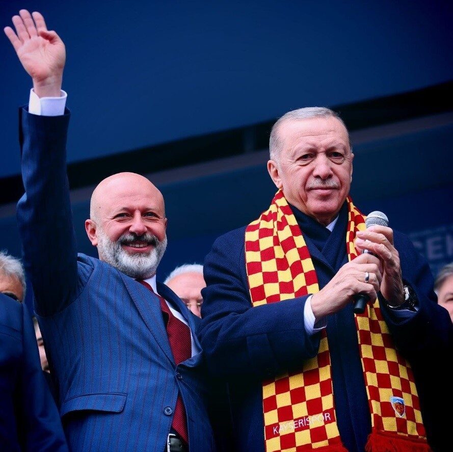Kocasinan Belediye Başkanı Ahmet Çolakbayrakdar, AK Parti'nin 24. kuruluş yıldönümü