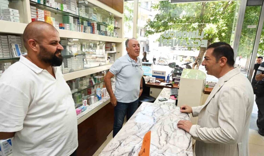 Denizli Ticaret Odası Başkanı Uğur Erdoğan, üyeleriyle sürekli iletişim kurarak,