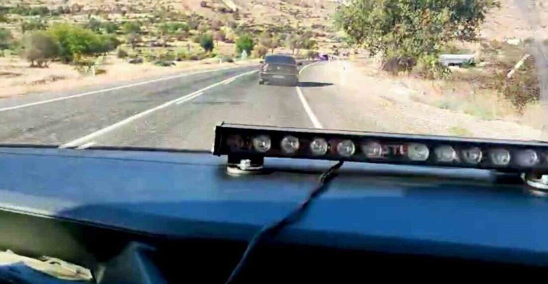 Batman'da kaçakçılıkla mücadele kapsamında bir otomobilde yapılan aramada 8 bin