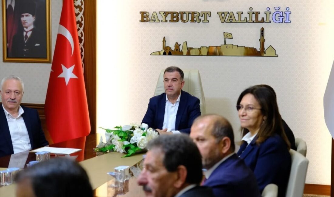 Bayburt’ta Vali Mustafa Eldivan'ın liderliğinde düzenlenen İl Tanıtım ve Geliştirme