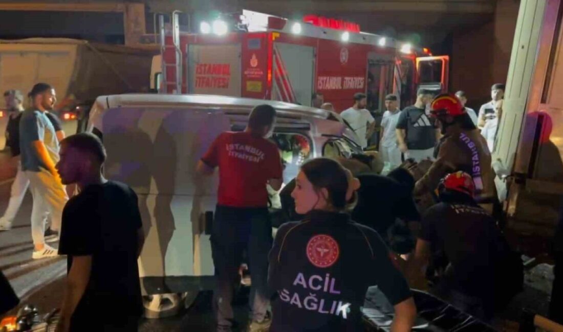 İstanbul Bayrampaşa'da alkollü sürücü Muhammed Emir Ö. yönetimindeki araç, park