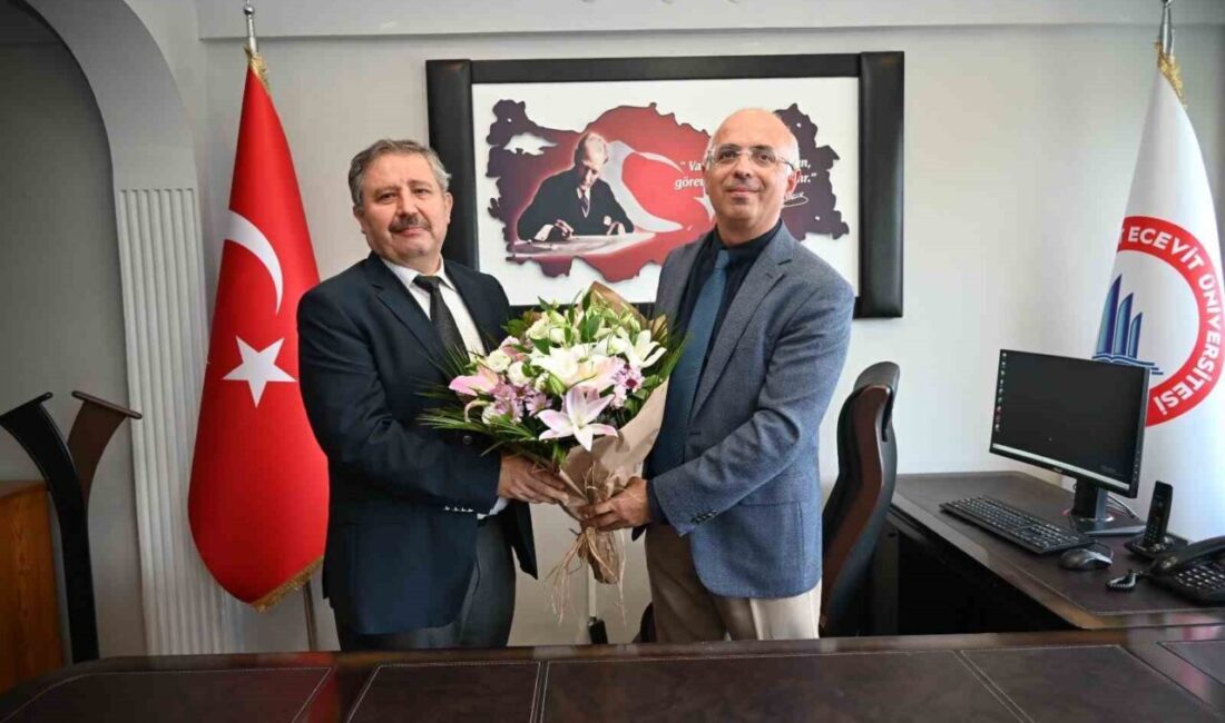 Zonguldak Bülent Ecevit Üniversitesi Mühendislik Fakültesi'nde devir teslim töreni yapıldı.
