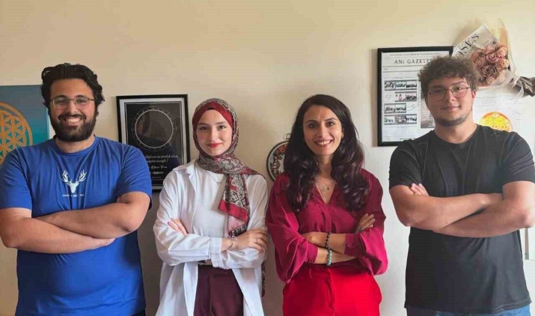 Bilecik Şeyh Edebali Üniversitesi'nin "Engel Tanımaz" takımı, işitme ve görme