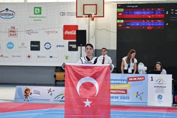 Bilecikli taekwondo sporcusu Altuğ Gesge, 2025 Avrupa Gençlik Olimpik Yaz