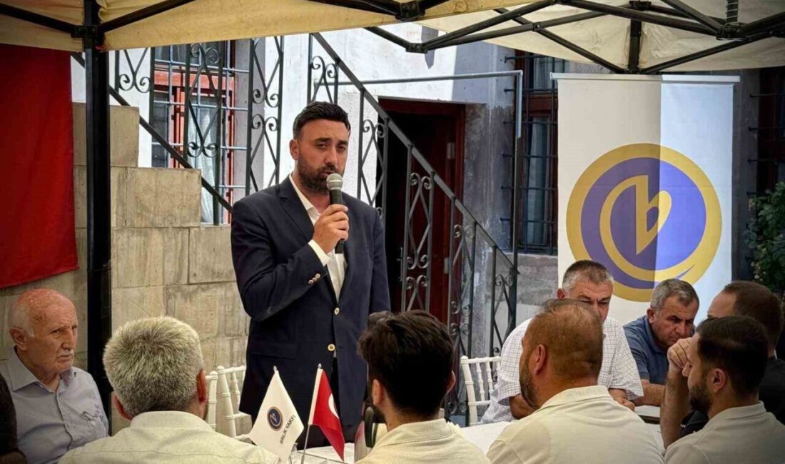 Birlik Vakfı Kayseri Şubesi'nin yeni Yürütme Kurulu, Yaşar Karayel'in başkanlığında