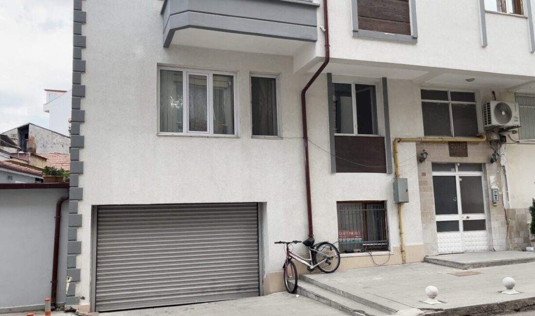 Isparta'da Muhammed M.R. (29), eski eşi Fatıma Rahmani'yi (28) boğarak