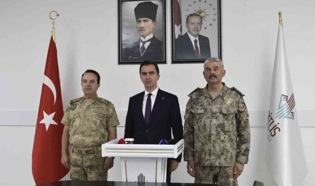 Bitlis Valisi Ahmet Karakaya, ildeki güvenlik operasyonları hakkında bilgi verdi.