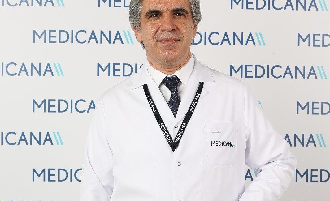 Göz Sağlığı ve Hastalıkları Uzmanı Op. Dr. Adnan İpçioğlu, yaşlanmayla