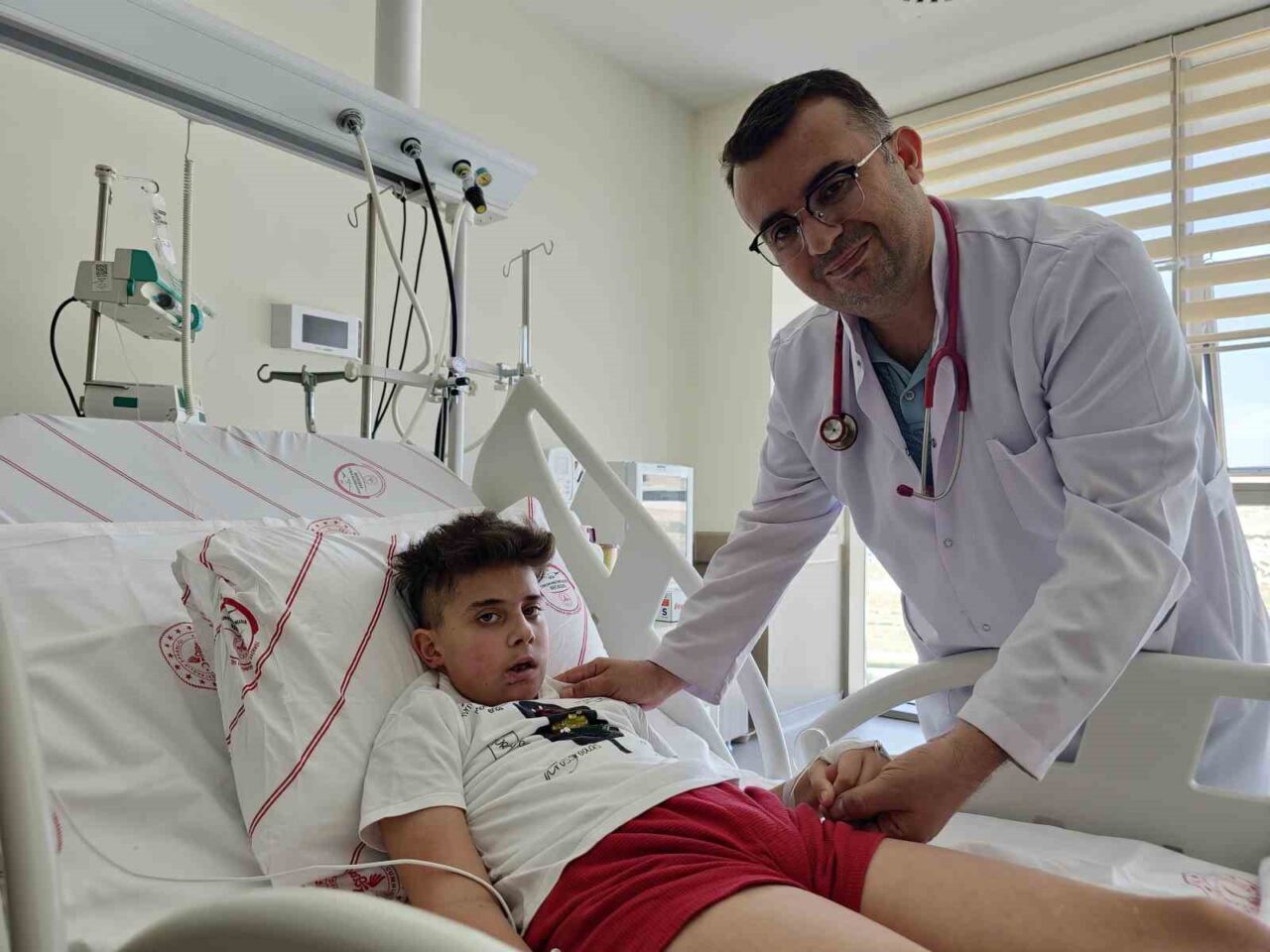 Kayseri Şehir Hastanesi Çocuk Palyatif Birimi, tedavi gören çocuklara şefkatle