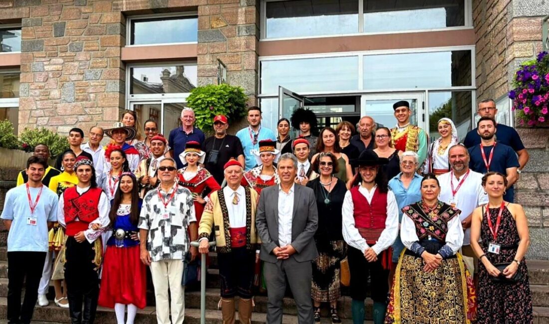 Bursa Uludağ Üniversitesi Halk Oyunları Topluluğu, İspanya'daki Pireneler Halk Festivali'nde