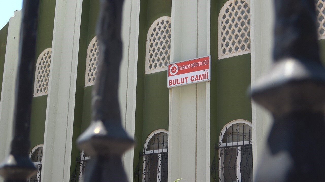 Konya'daki Bulut Camii'nin Google Haritalar'da Victor Osimhen Camii olarak anılması,