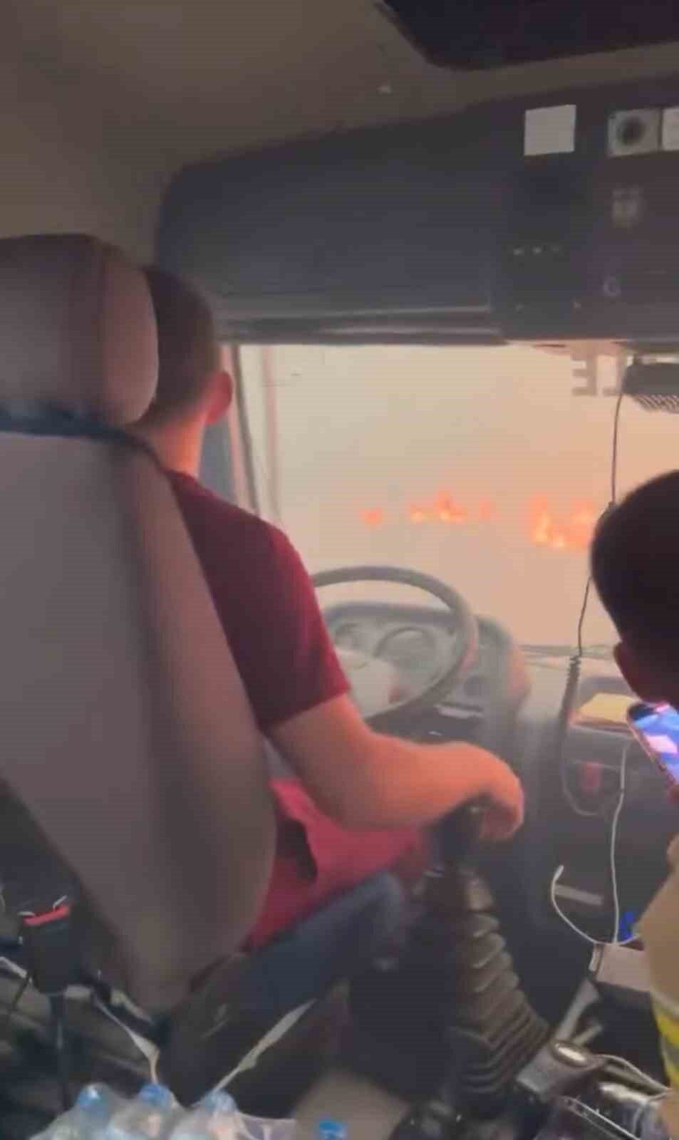 Çanakkale’nin Sarıcaeli köyünde çıkan orman yangını hızla yayıldı, ancak Orman